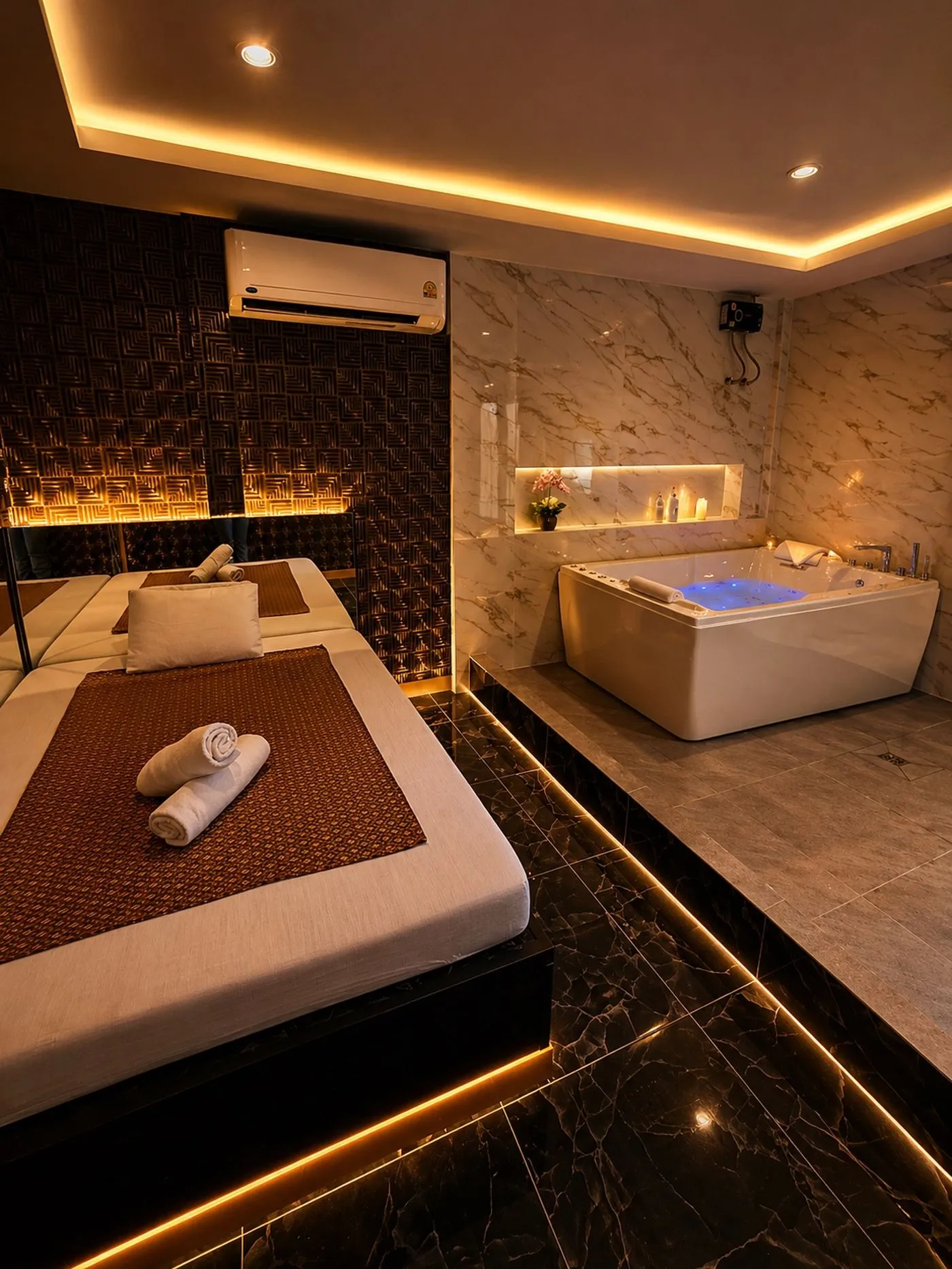 BOSS Massage Bangkok Luxury VIP Jacuzzi Suite